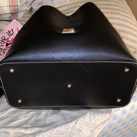 DOONEY AND BOURKE - Picture 4 of 8